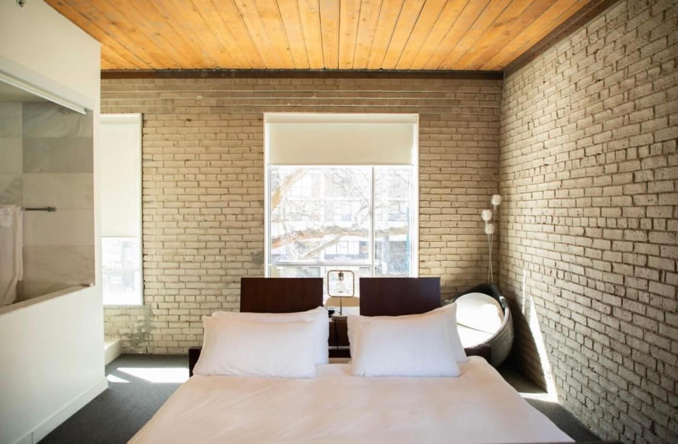 Hotel Ocho Toronto Luaran gambar