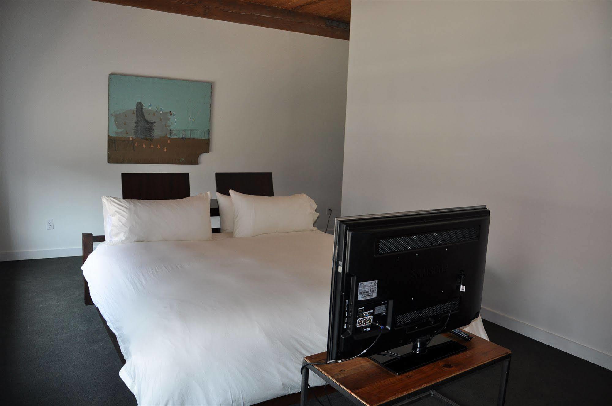 Hotel Ocho Toronto Luaran gambar