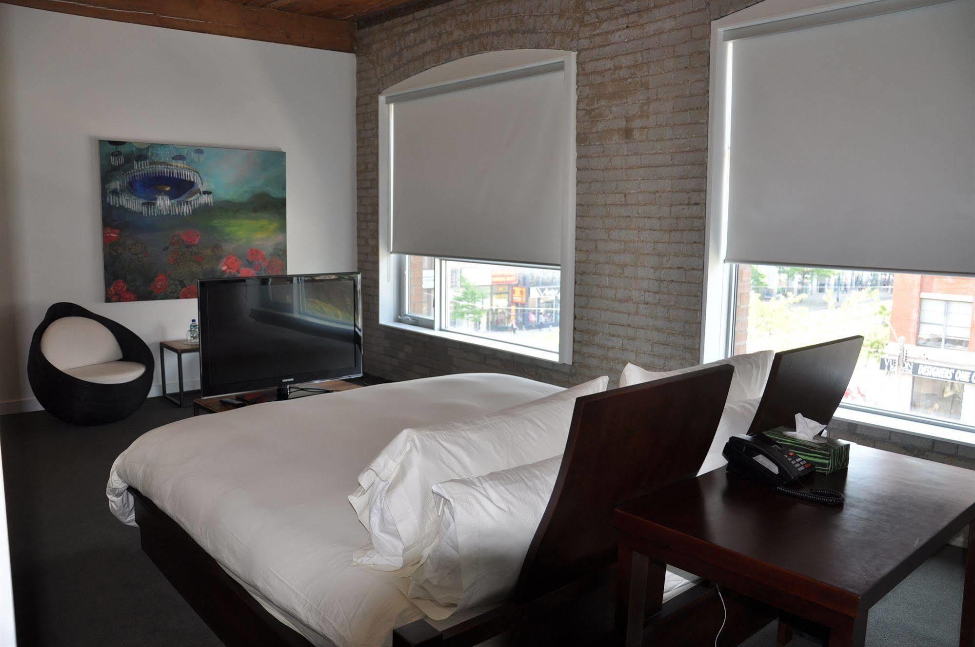 Hotel Ocho Toronto Luaran gambar